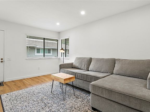 4th image of 2340 Joana Dr #4
