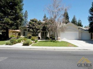 10404 Ascot Crossing St, Bakersfield, CA 93311