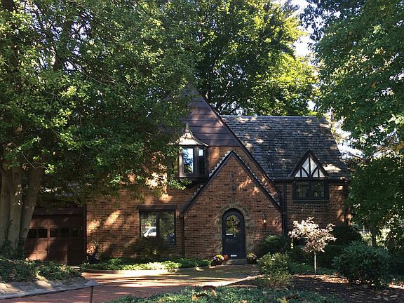 2nd image of 465 Avon Dr