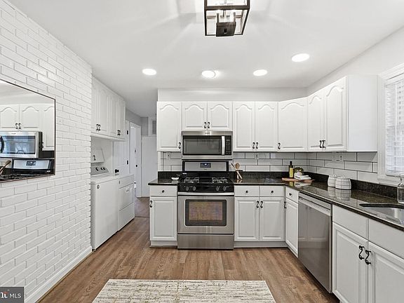 5th image of 5716 Crawford Dr