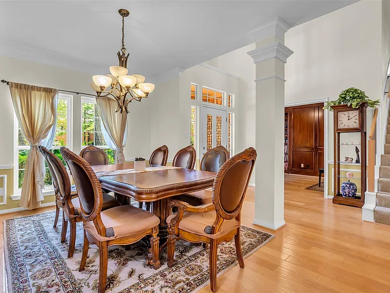 98 Winding Creek Pl — Photo 2