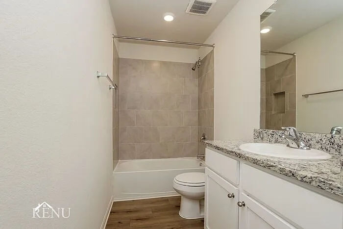 128 Somerdale Pass — Photo 10