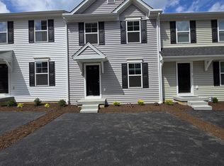 14 Kuechler Ct, Reading, PA 19606