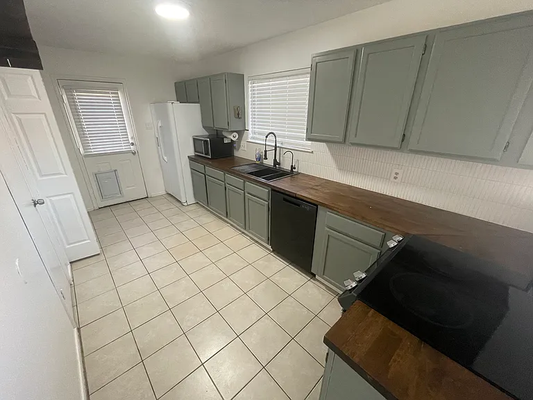 523A Luther Dr #A — Photo 10