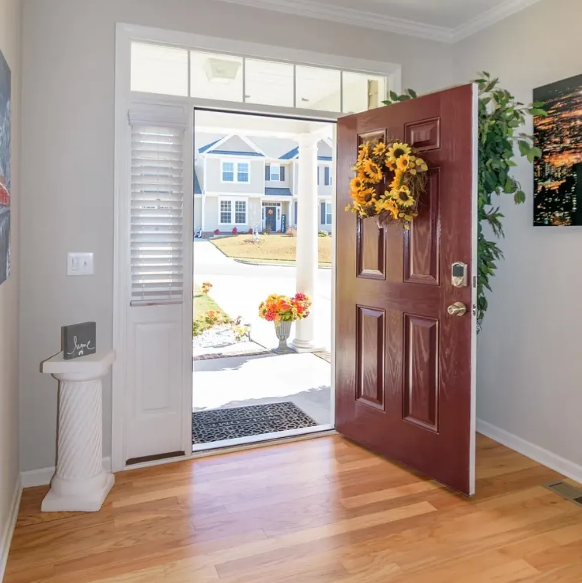 5 bed, 3601 sqft, $3,500 — Photo 3