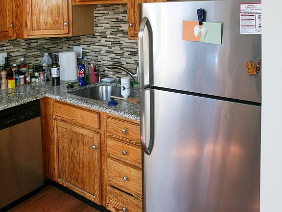 5th image of 846 N Lincoln Ave APT 2