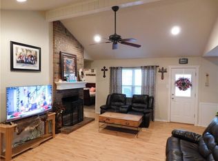 2123 Long Creek Ct, Granbury, TX 76049