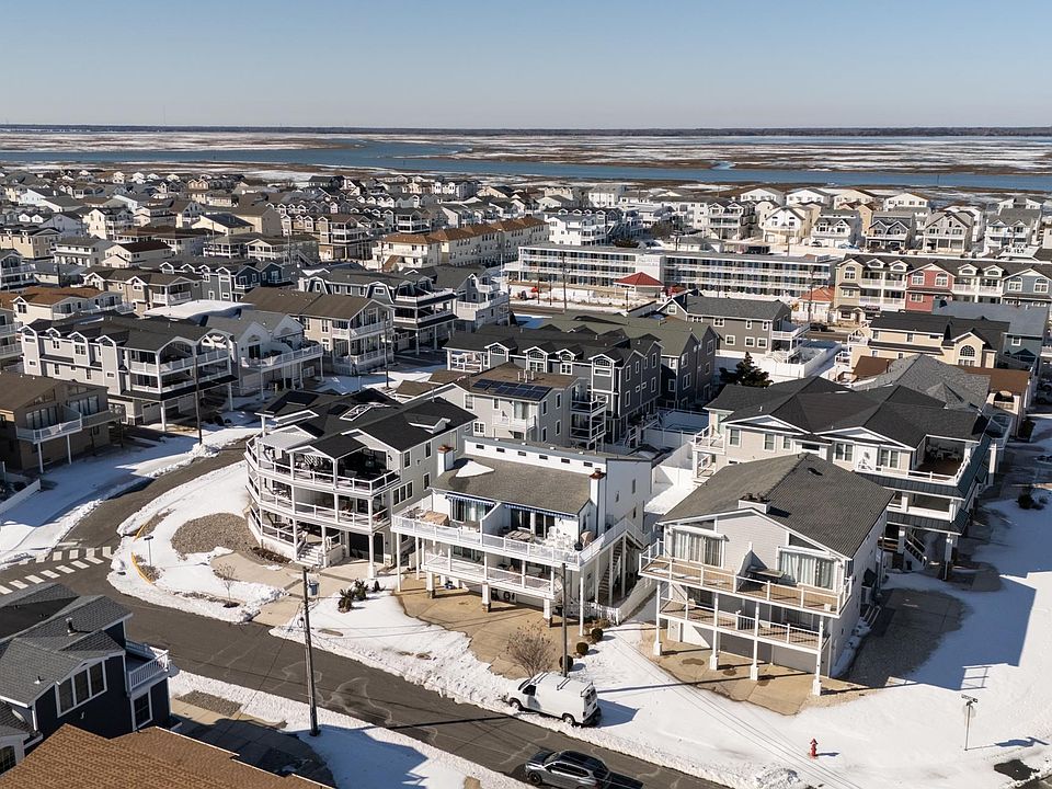 6304 Pleasure Ave #North, Sea Isle City, NJ 08243 | Zillow