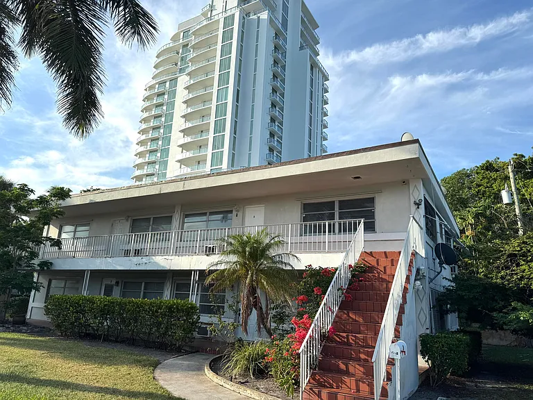 4800 N Flagler Dr #3 — Photo 1