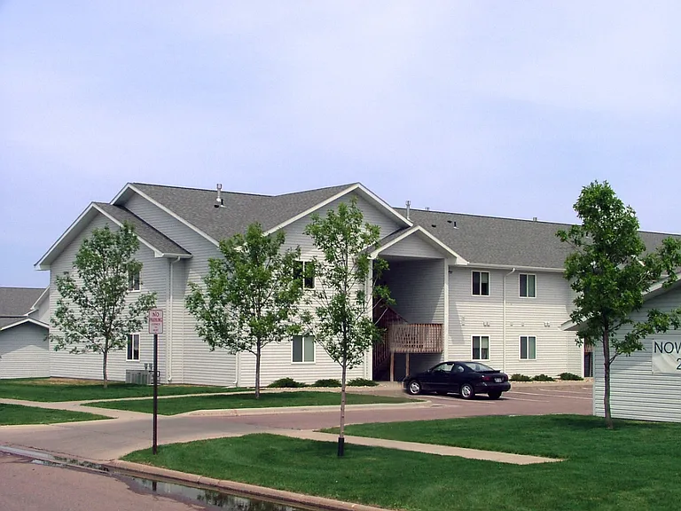 Deer Ridge Apartments — Photo 17