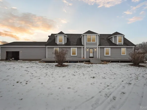 5451 E M 36, Stockbridge, MI 49285