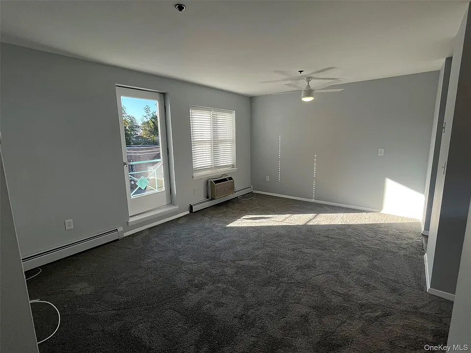 400 Mount Pleasant Ave #2D
