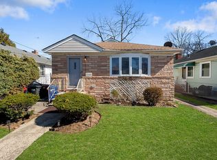 14251 231st St, Springfield Gardens, NY 11413