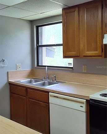 3rd image of 2811 SW Archer Rd APT F46