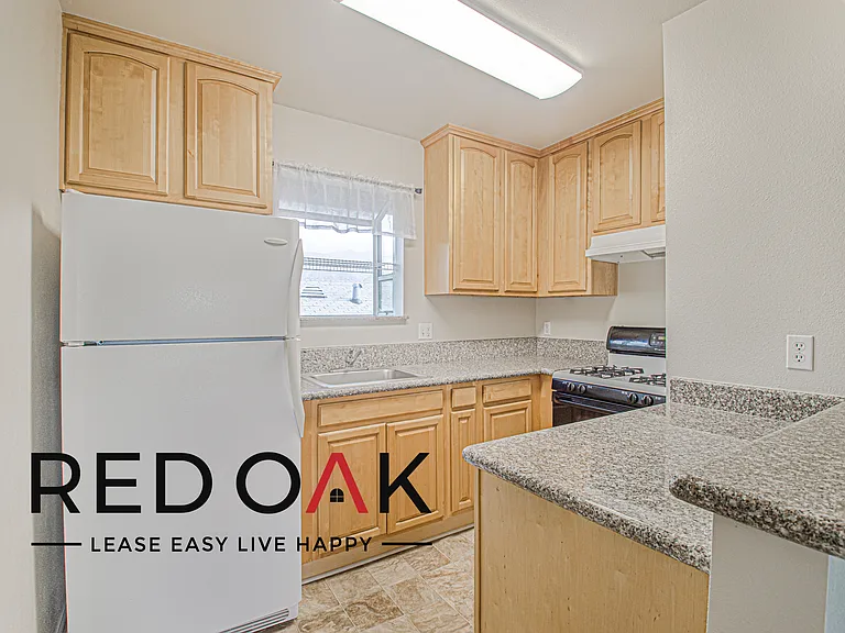 380 S. Sierra Madre Blvd. — Photo 20