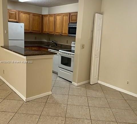 3rd image of 10717 Cleary Blvd APT 304