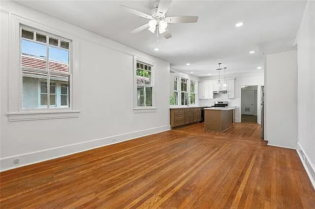3 bed, 2.0 bath, 1900 sqft, $3,700 — Photo 4