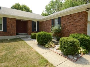 8217 Picadilly Ln, Indianapolis, IN