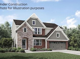 800 Primrose Dr, Seven Hills, OH 44131