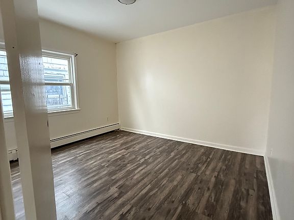 5th image of 120 N 18th St #3