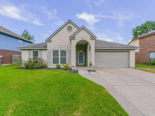 2002 Edinburg Ave, League City, TX 77573