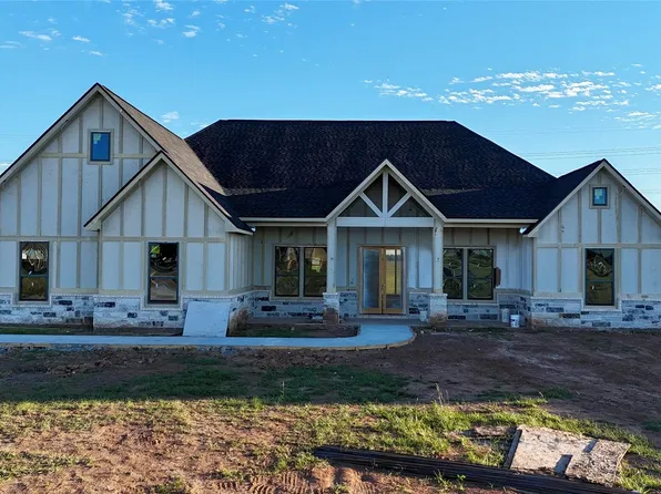 448 Angus Trl, Angleton, TX 77515