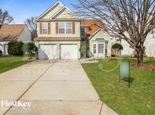 7826 Cafferty Cir, Charlotte, NC 28215