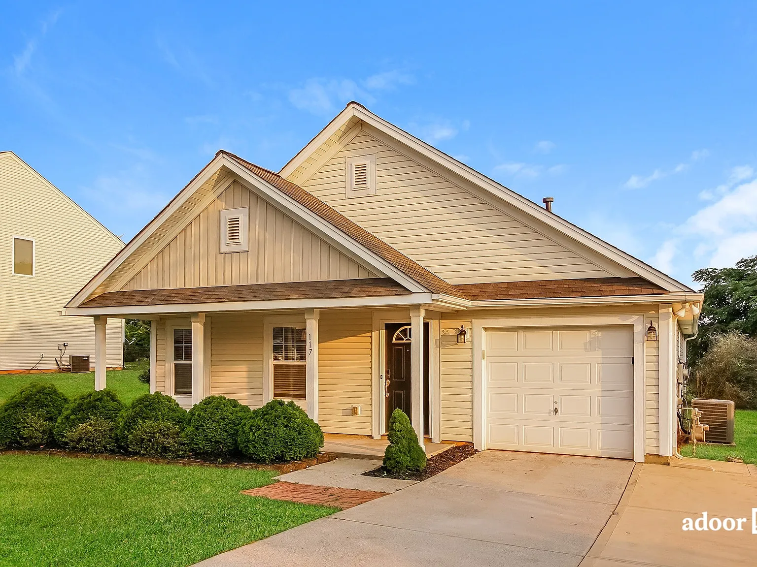 3 bed, 2.0 bath, 1522 sqft, $1,695 — Photo 3