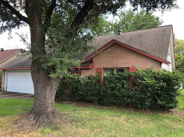 2808 Live Oak Dr, Mesquite, TX 75150