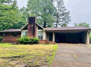 1083 Inca St, Camden, AR 71701