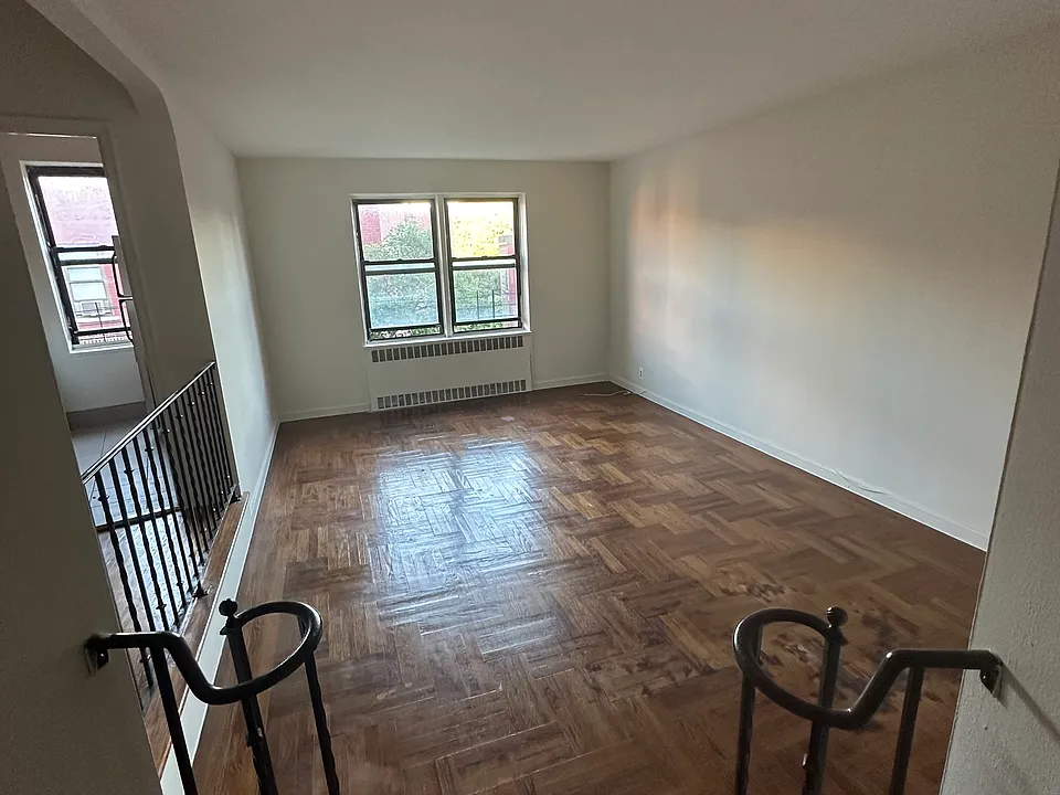 357-361 E 201st St #5E