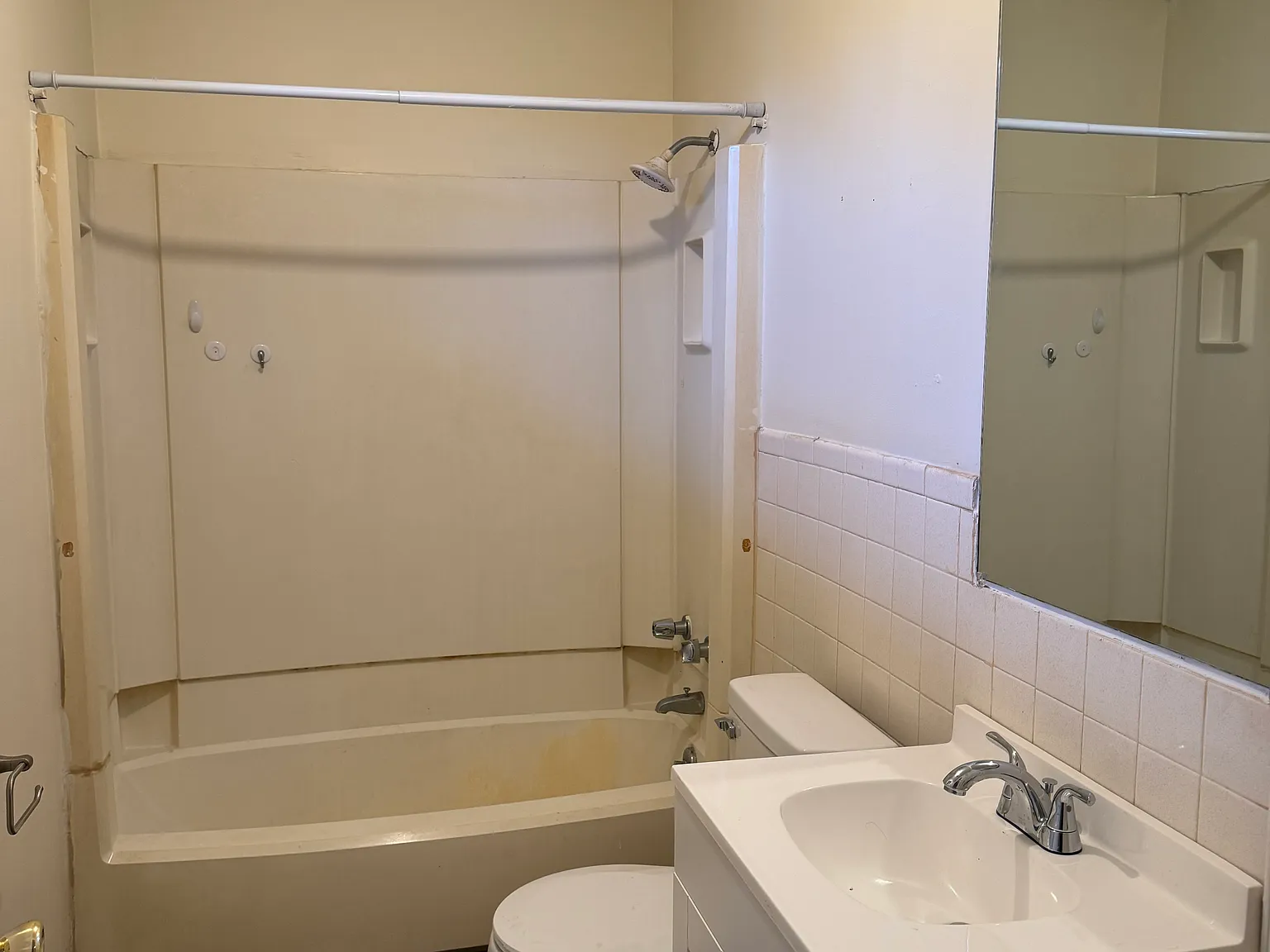 1 bed, 750 sqft, $750 — Photo 4