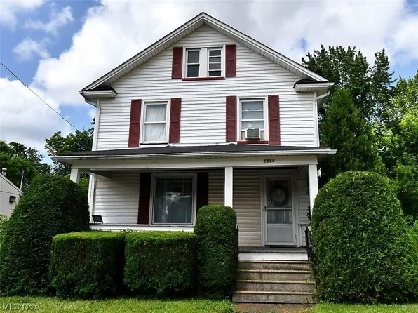 1911 Youngstown Rd SE, Warren, OH 44484