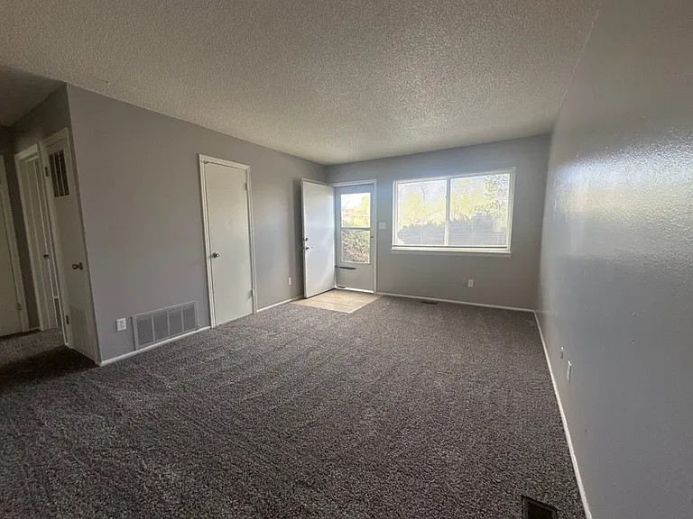 311 S Murray Blvd — Photo 6