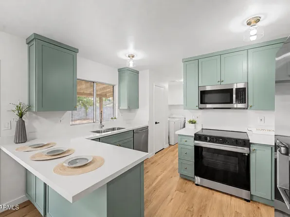 4219 W SUNNYSIDE Avenue, Phoenix, AZ 85029