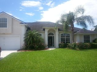 1556 Lakeway Dr, Fleming Island, FL 32003
