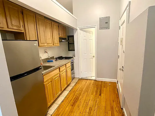 Rented by Tourma Realty LLC | media 20