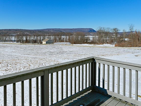 5th image of 324 Hudson View Ter #324