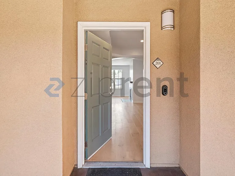 30 E Julian St #201 — Photo 5