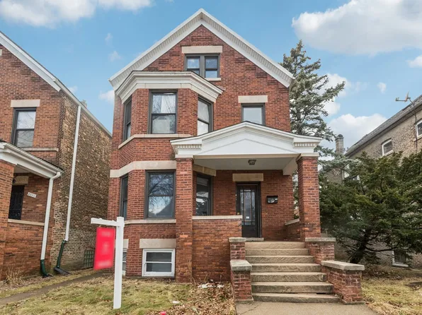 8548 S Manistee Ave, Chicago, IL 60617