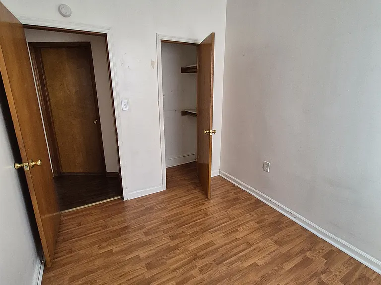814 Pavonia Ave #2 — Photo 10
