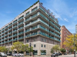 910 W Madison St APT 704, Chicago, IL 60607