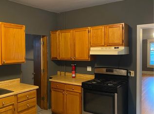 670 S Martin Luther King Jr Ave UNIT 1, Waukegan, IL 60085