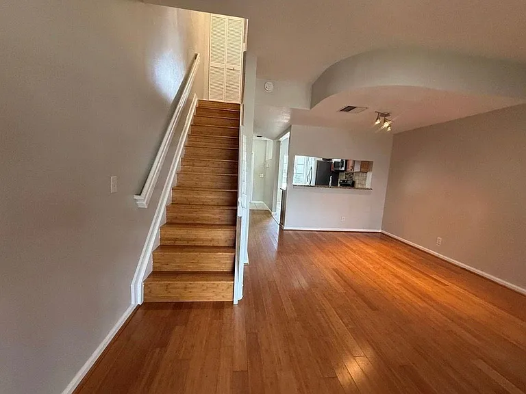 5295 Jamboree Pl — Photo 7