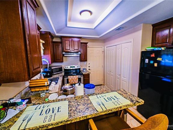2nd image of 402 Lotto Ln APT 4