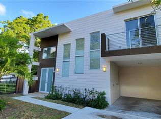 3790 Oak Ave, Miami, FL 33133