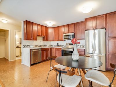 199 Montecito Ave APT 206, Oakland, CA, 94610
