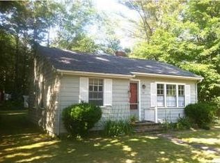 74 Old County Rd, Cape Neddick, ME 03902
