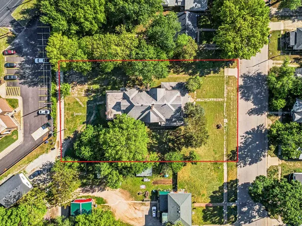 619 N Santa Fe St, Augusta, KS 67010