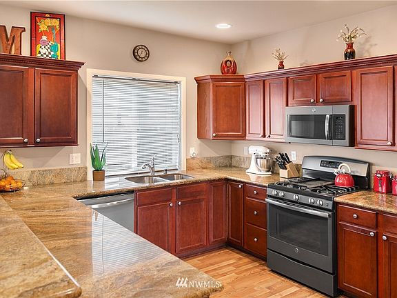 3rd image of 2304 115th Avenue SE #A